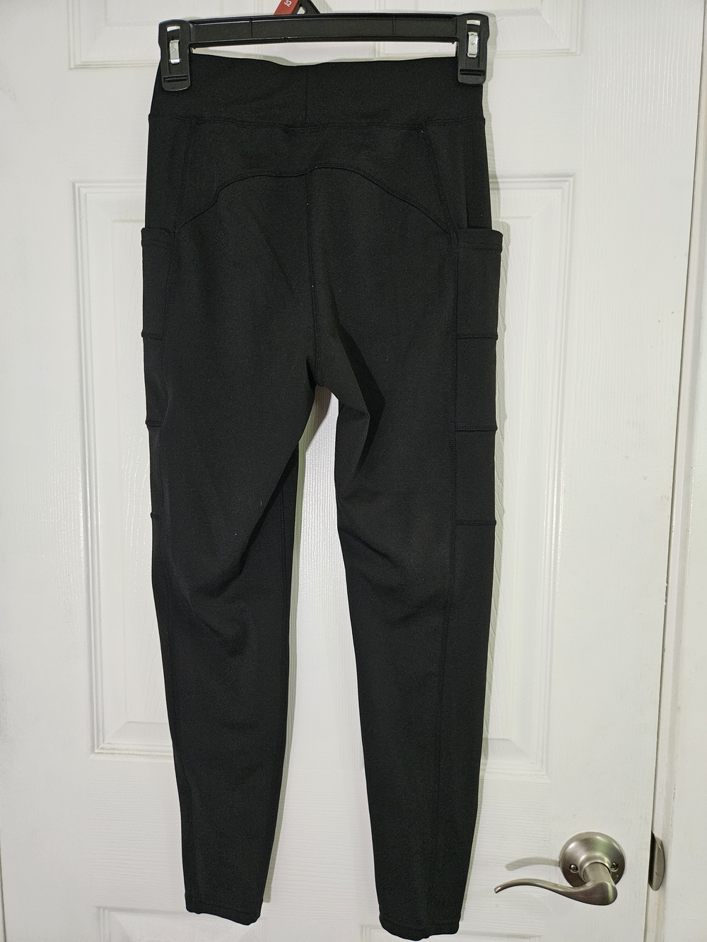 POP Fit Black Women's Leggings - Picture 2 of 8